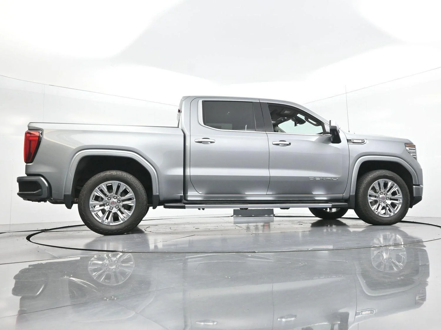 Used 2024 Sterling Metallic GMC Denali image 56