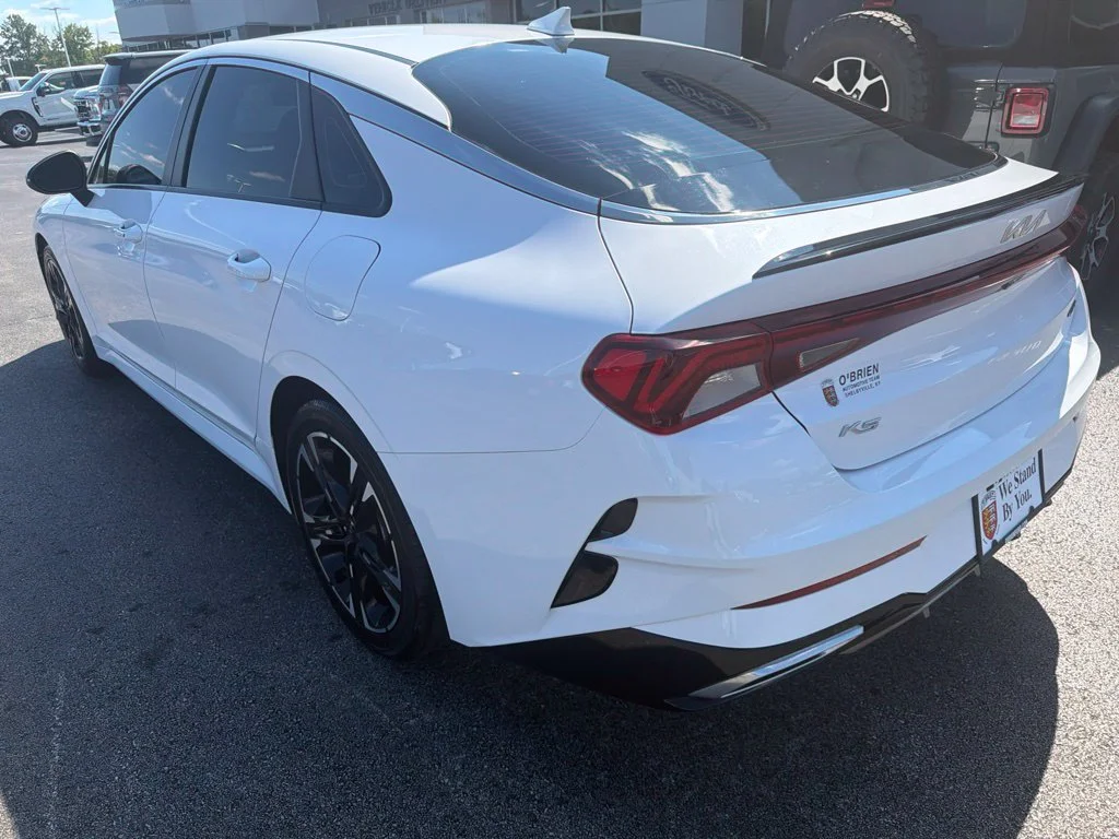 Used 2022 Glacial White Pearl Kia GT-Line image 3