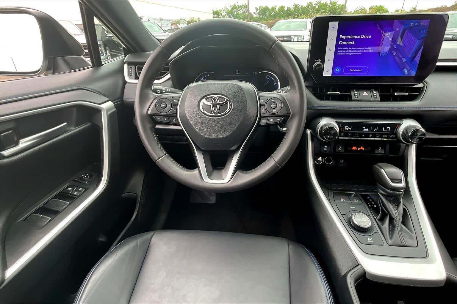 Used 2023 Wind Chill Pearl/Midnight Black Metallic Toyota Hybrid XSE image 6