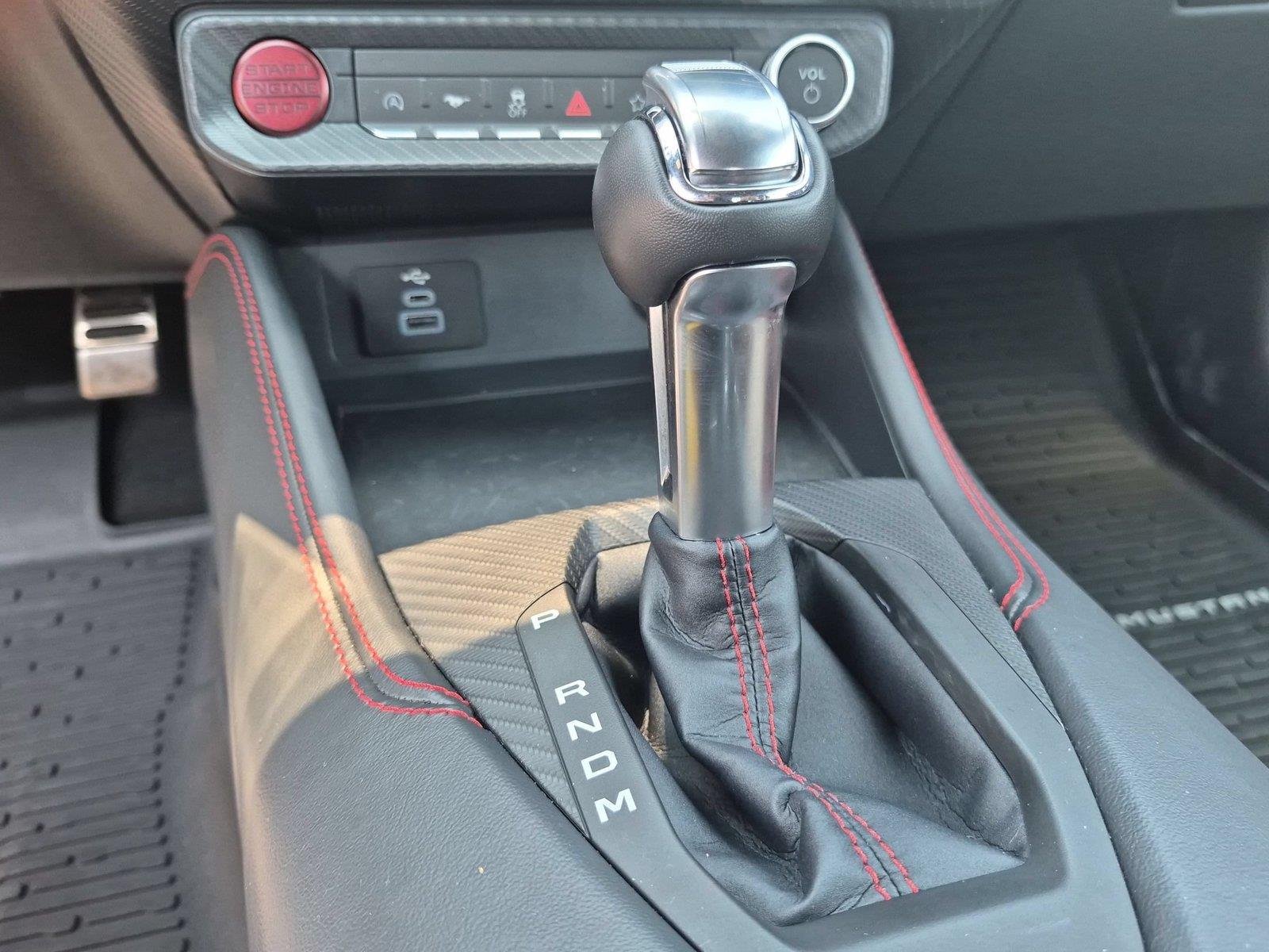 Used 2025 Oxford White Ford GT Premium image 25