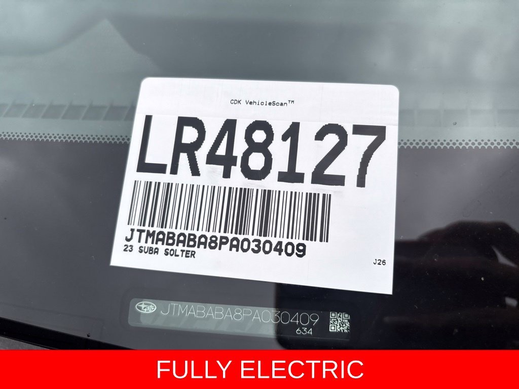 Used 2023 Cosmic White Subaru Limited image 4