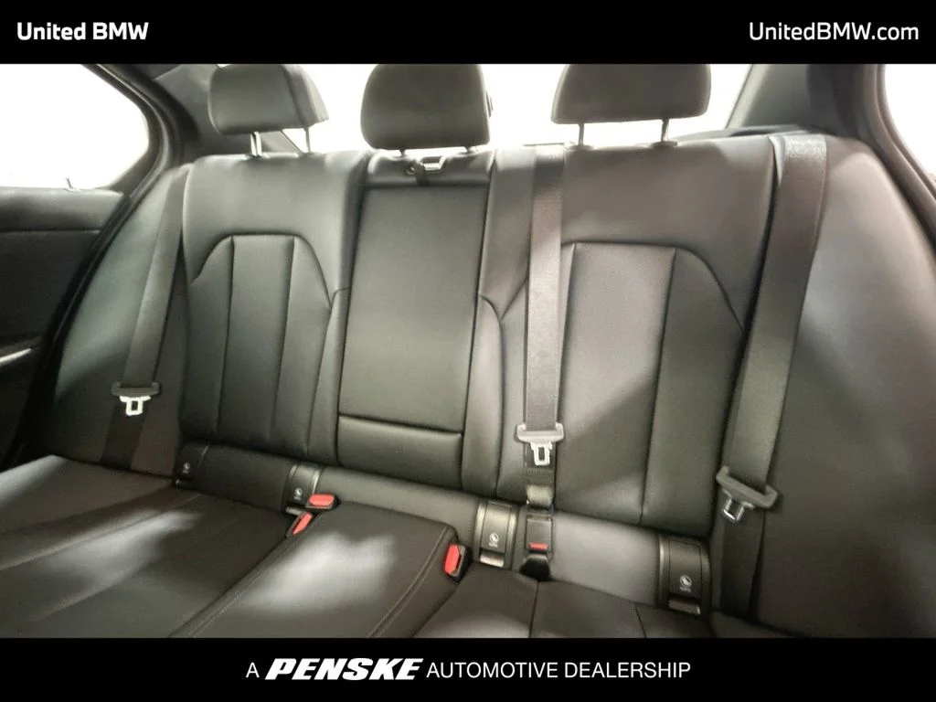 2026 BMW 3 Series 330i - Photo 21