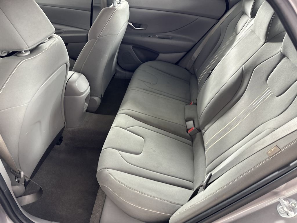 2024 Hyundai Elantra SEL - Photo 22