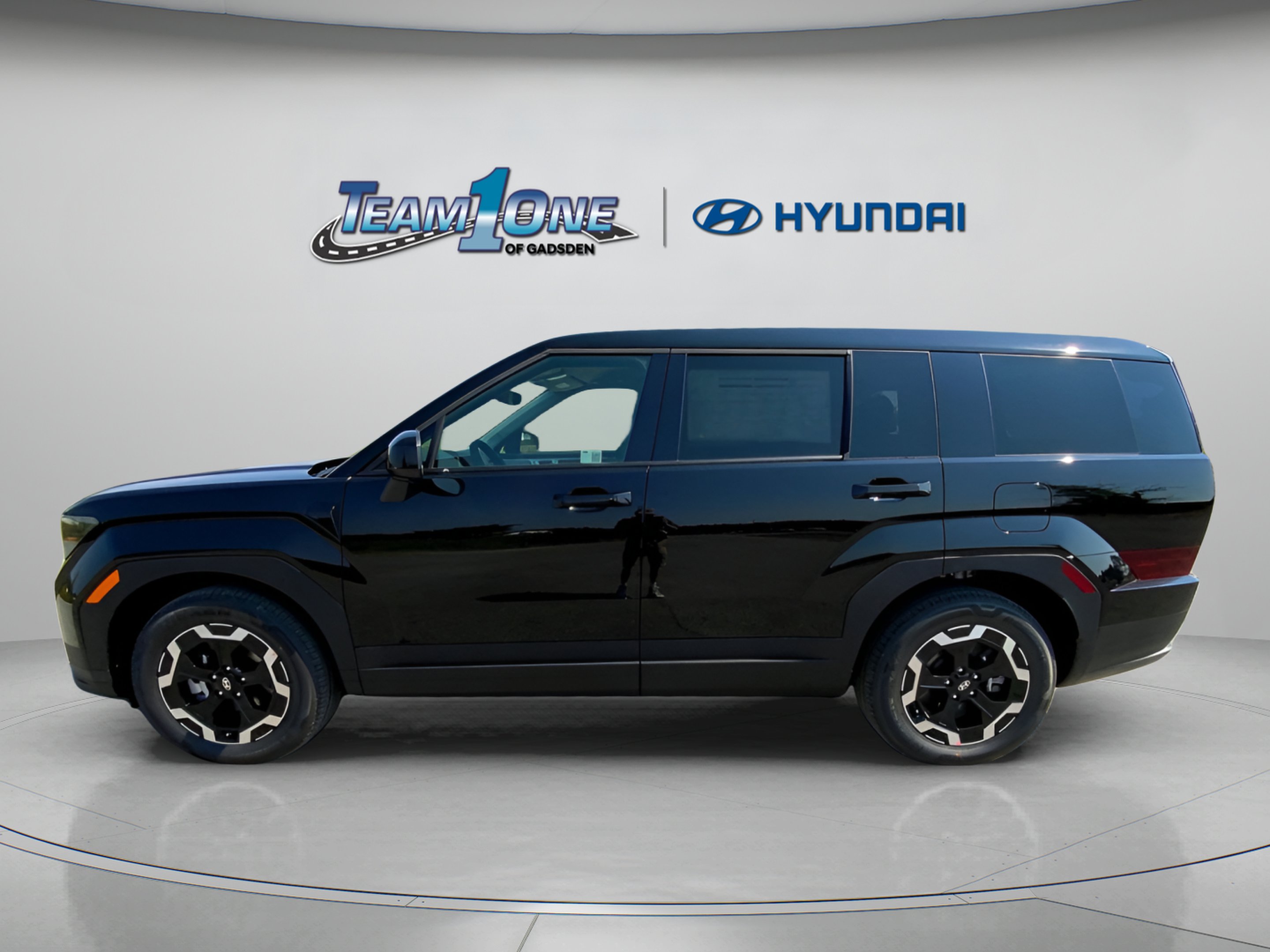 New 2026 Phantom Black Hyundai SE FWD image 5
