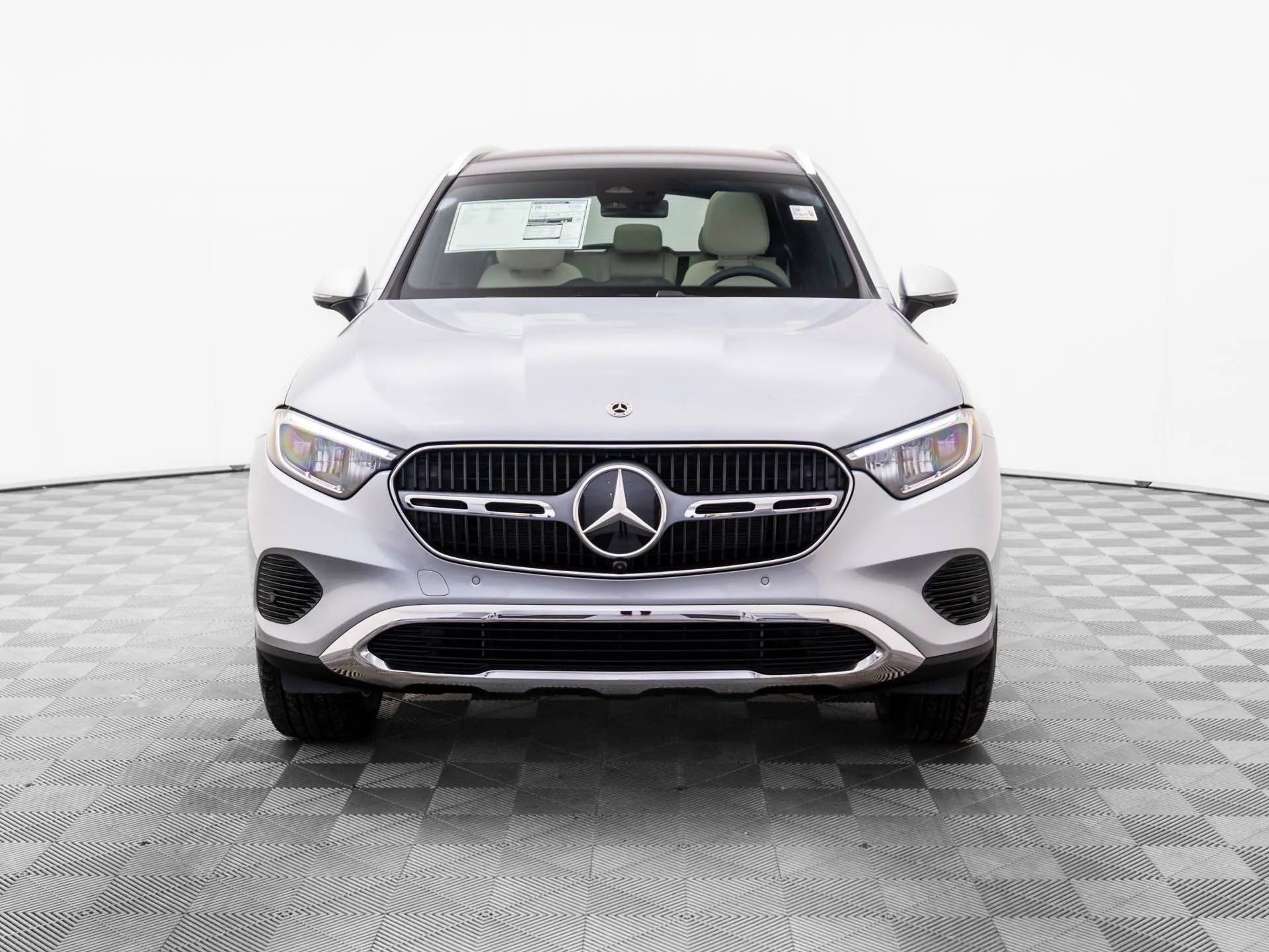 New 2026 Silver Mercedes-Benz GLC 300 image 9