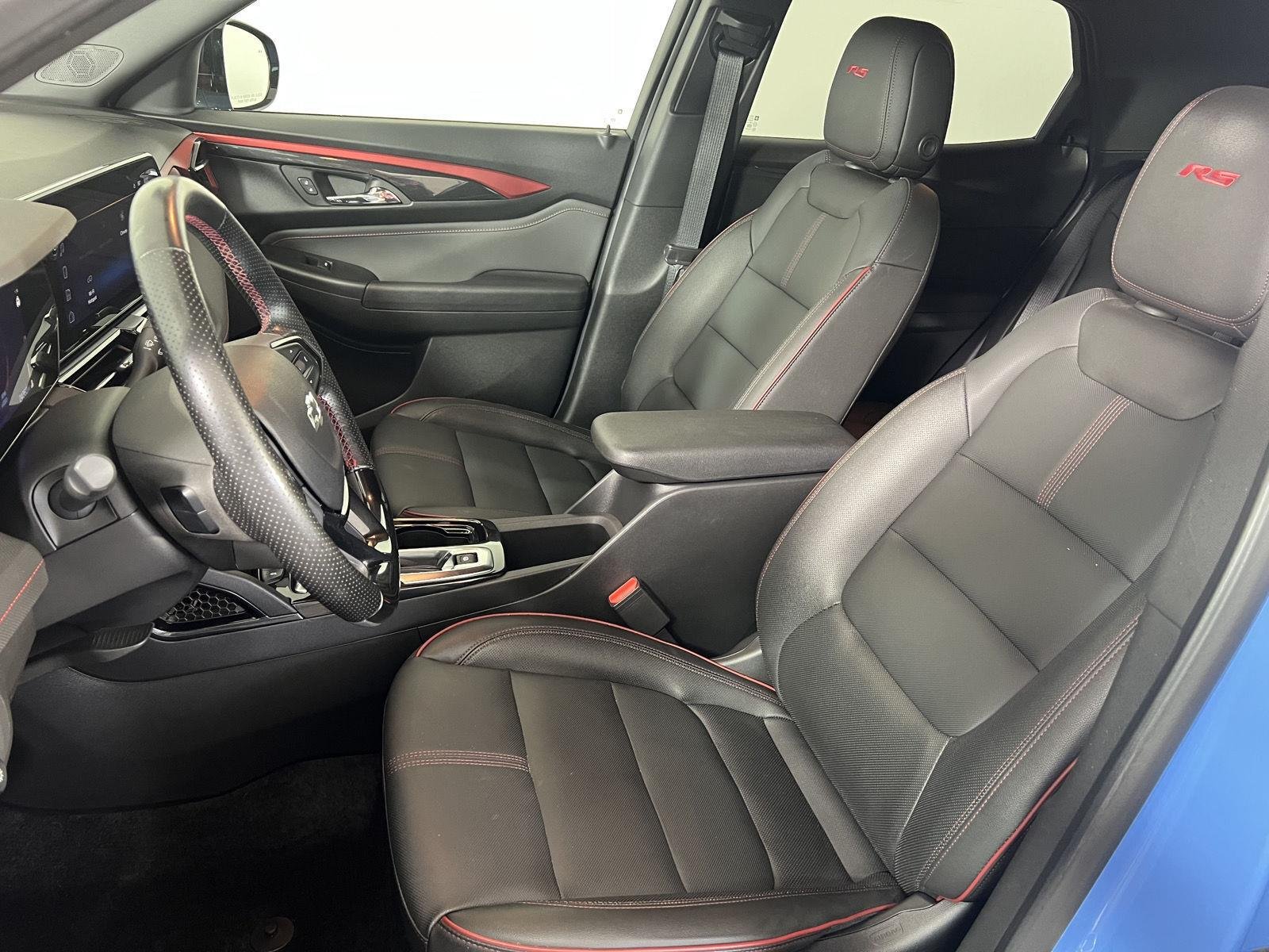Used 2024 Fountain Blue Chevrolet RS image 5