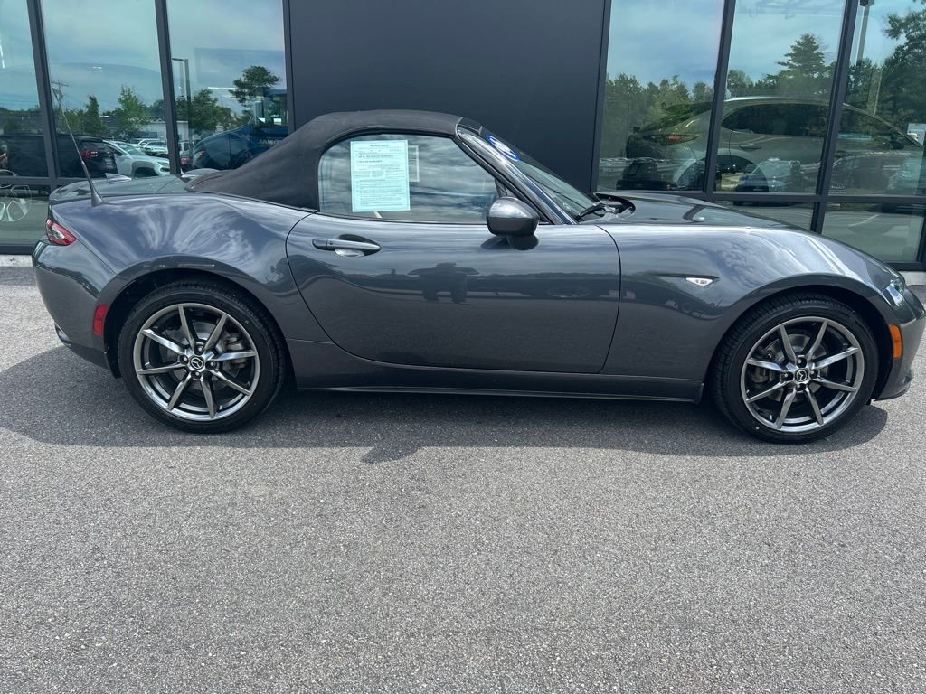 Used 2016 Meteor Gray Mazda Grand Touring image 3