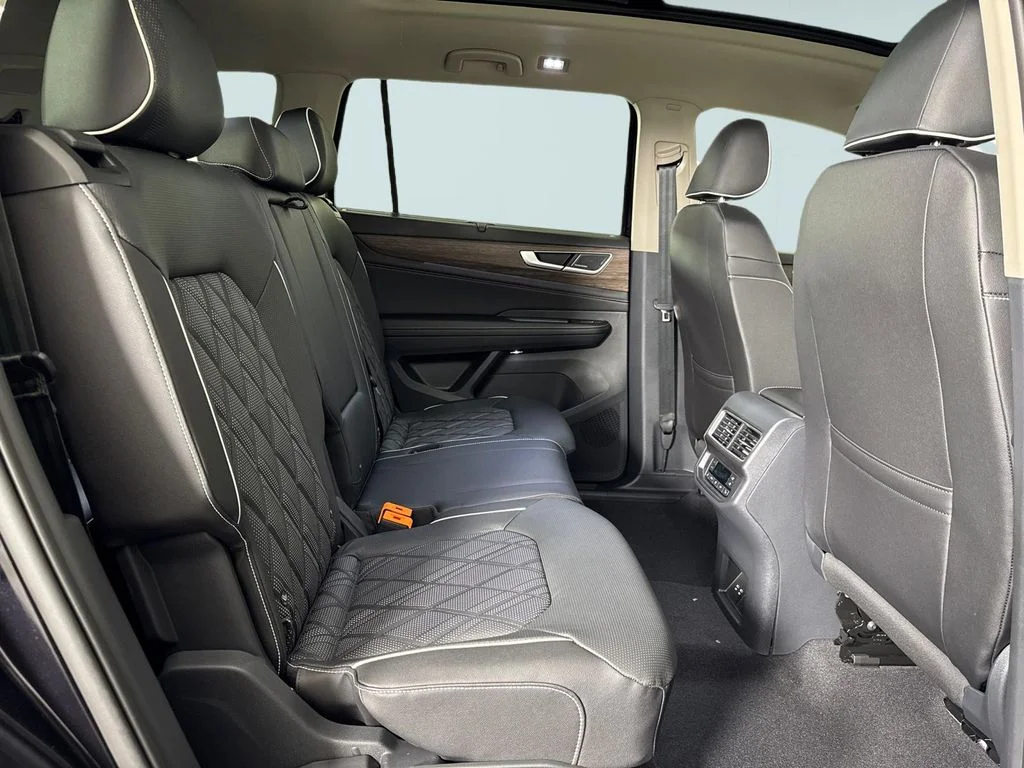 New 2026 Black Volkswagen 2.0T SEL Premium R-Line image 15