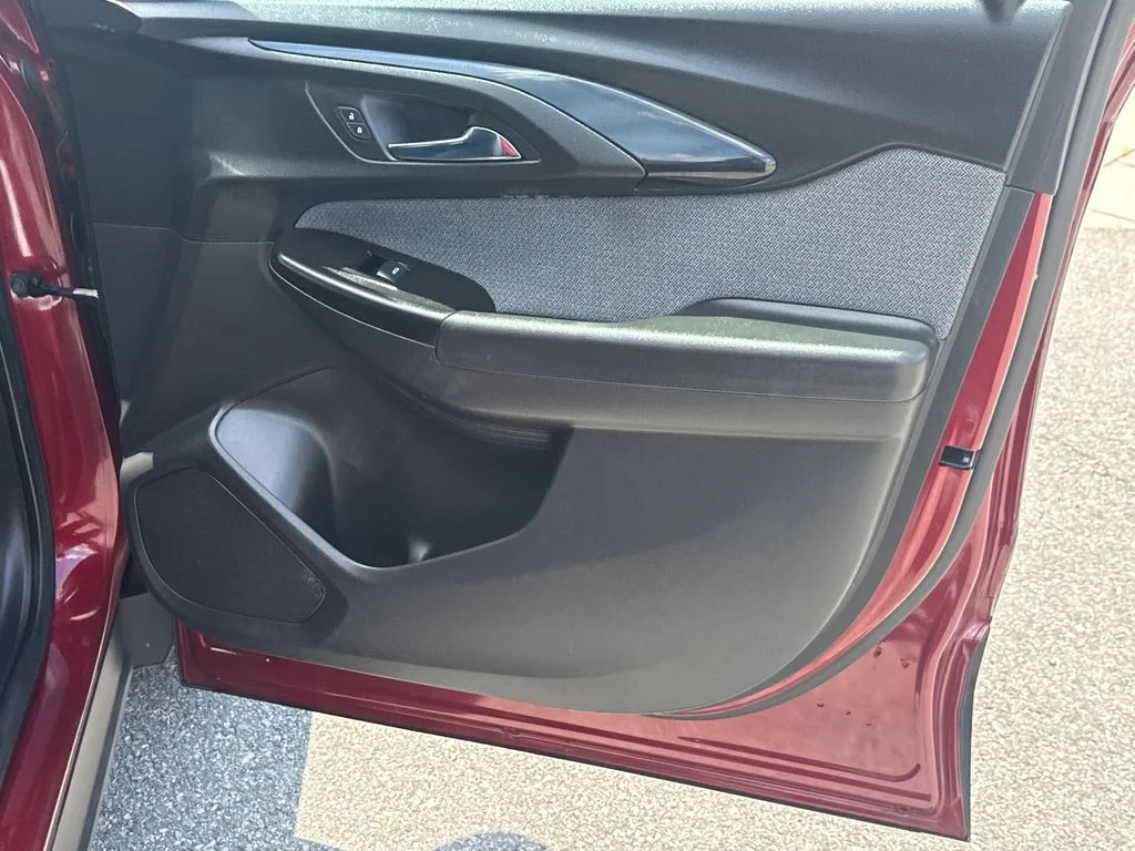 Used 2023 Red Chevrolet LT image 14