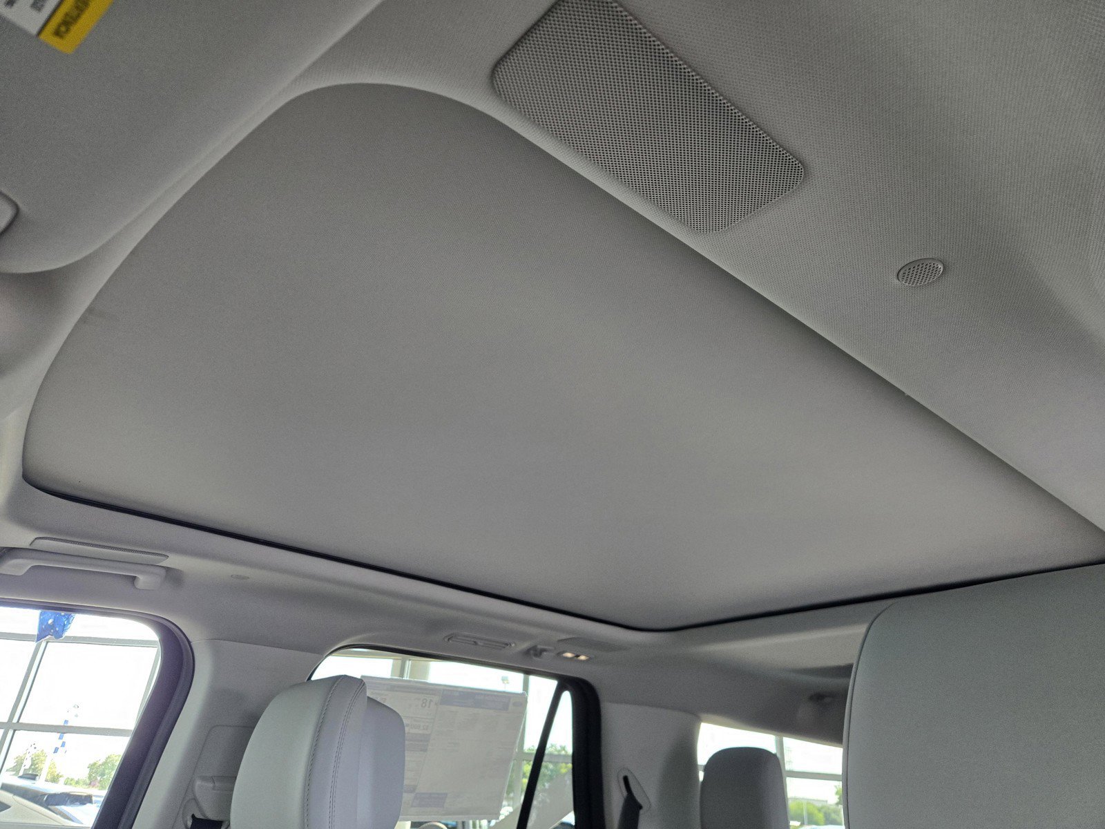 New 2027 Star White Metallic Tri-Coat Ford MAX Platinum image 12