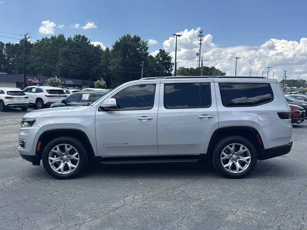 Used 2022 Silver Jeep Series II image 4