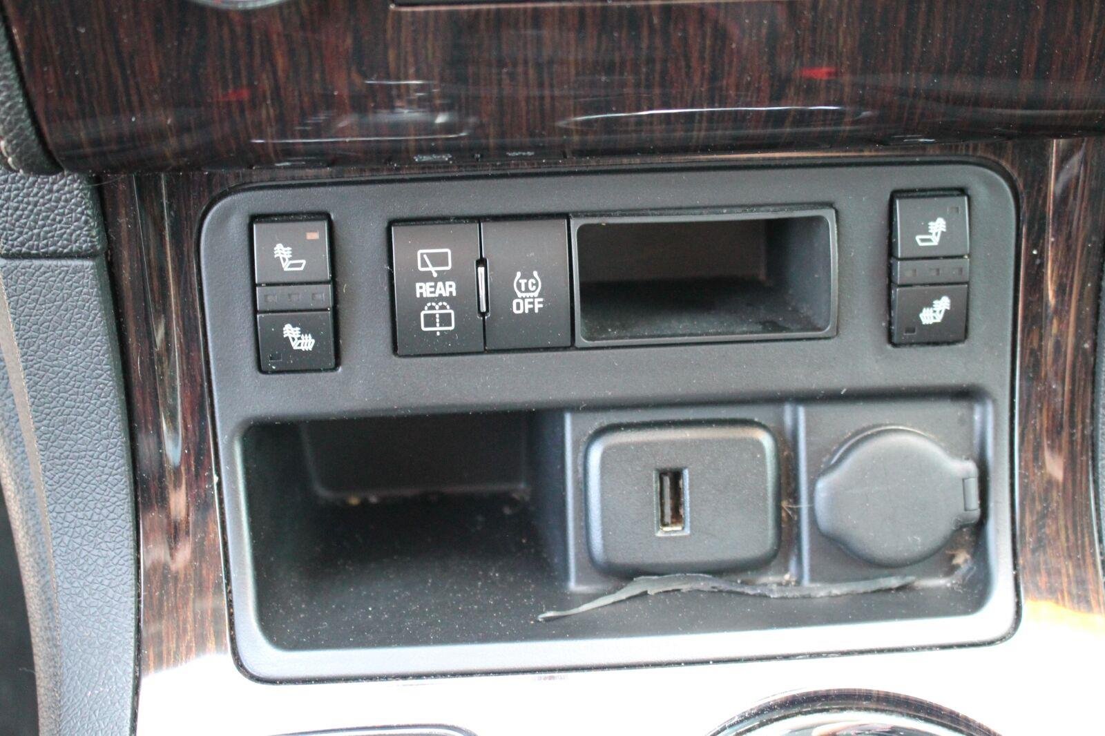 Used 2016 TUNGSTEN METALLIC Chevrolet LT image 24