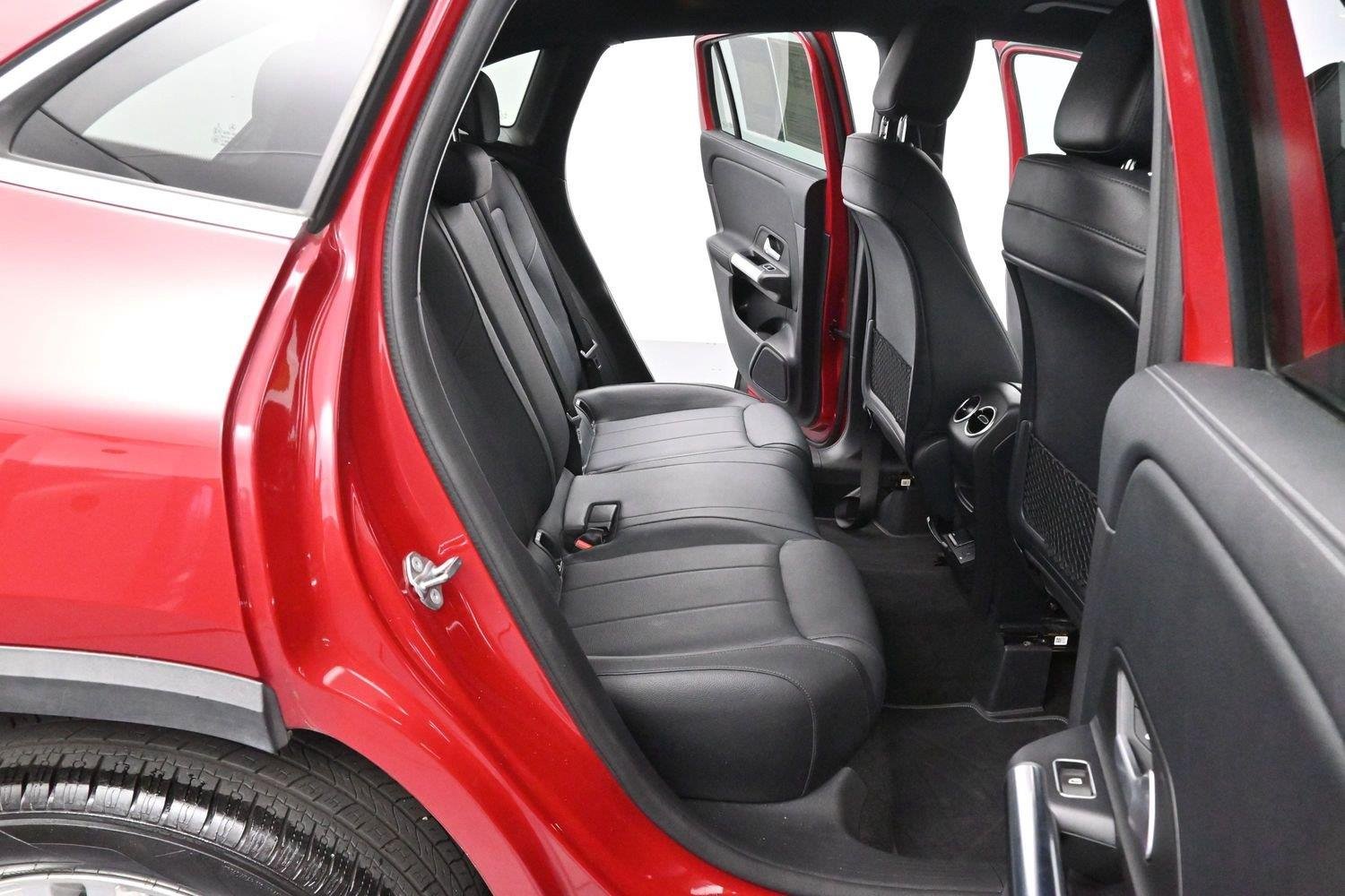 Used 2021 Patagonia Red Metallic Mercedes-Benz GLA 250 image 31