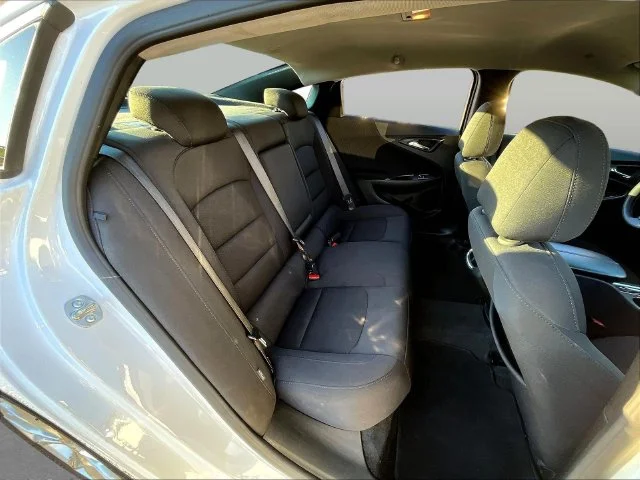 Used 2025 White Chevrolet LT image 28