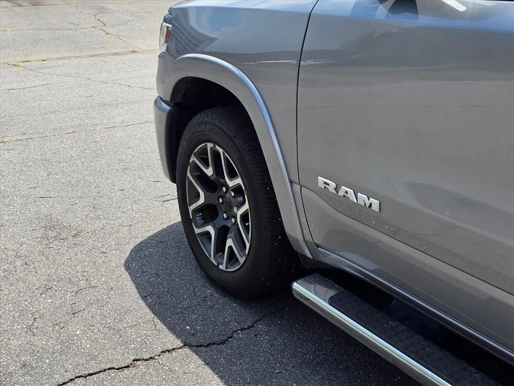 Used 2025 Silver Ram Laramie image 20