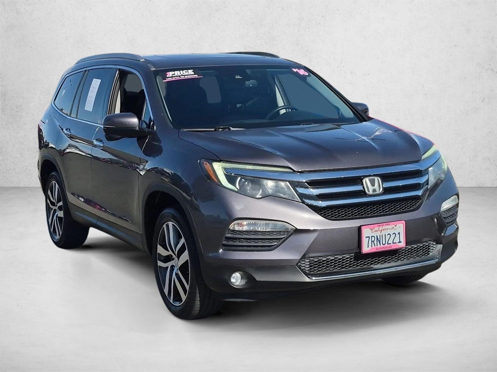Used 2016 Modern Steel Metallic Honda Touring image 3