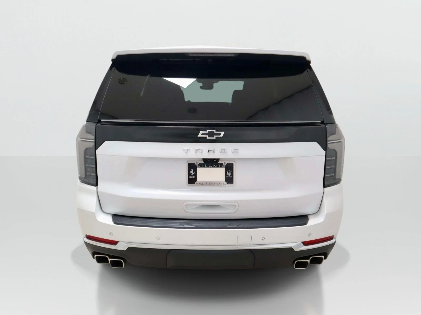 Used 2025 Iridescent Pearl Tricoat Chevrolet High Country image 4