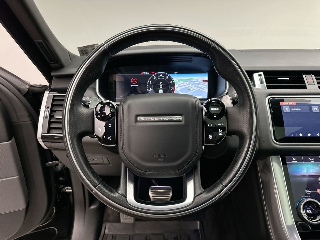 Used 2022 Santorini Black Metallic Land Rover HSE Silver Edition image 30