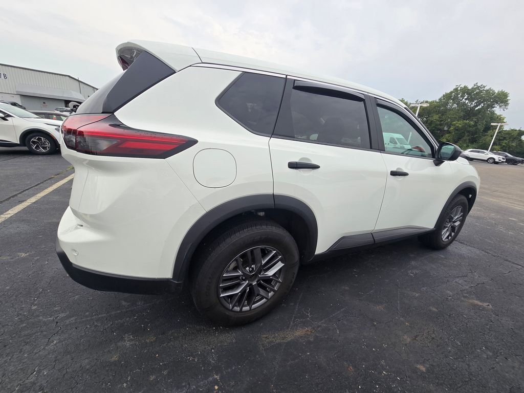 Used 2024 White Nissan S image 8