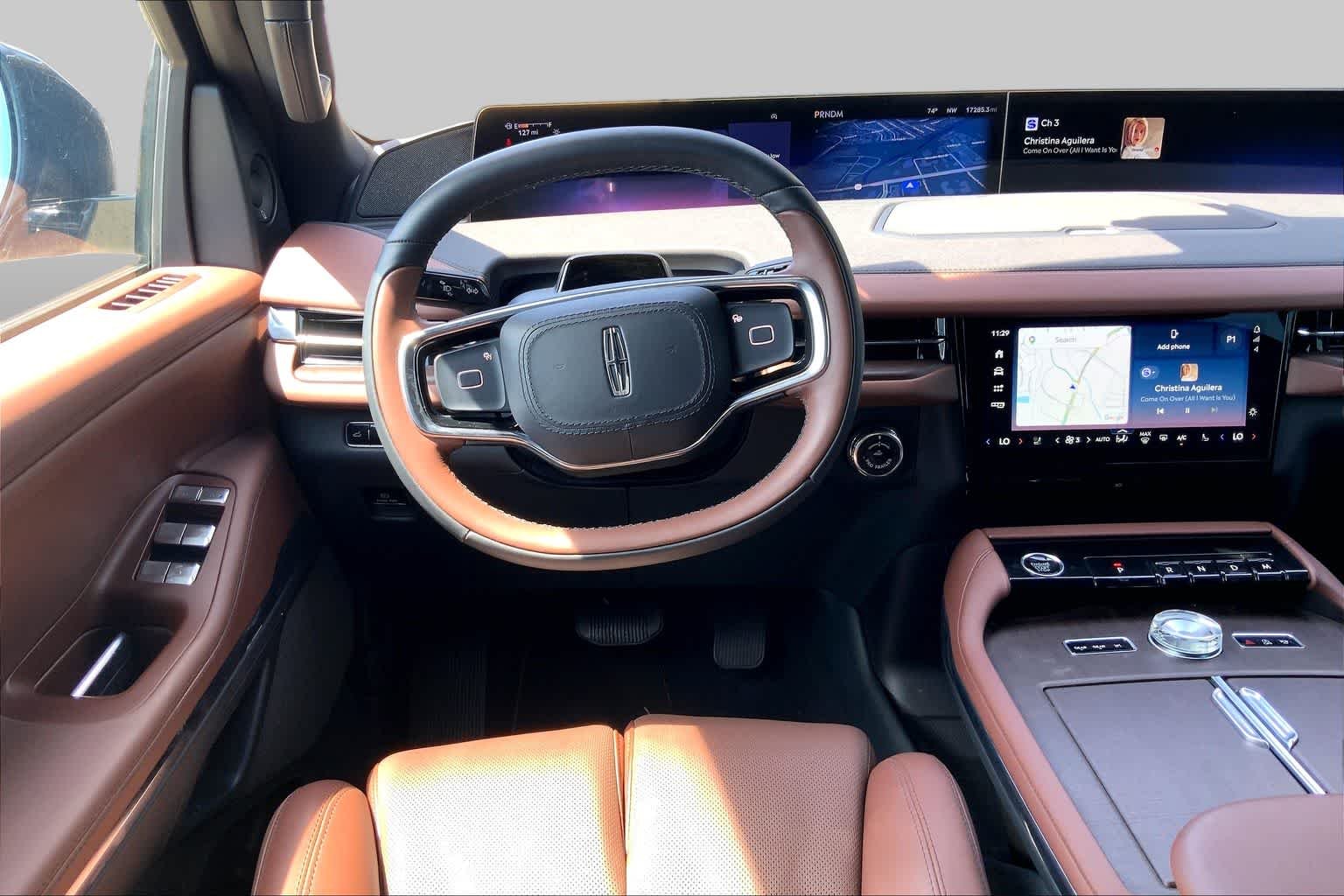 Pre-Owned 2025 Lincoln Navigator Reserve