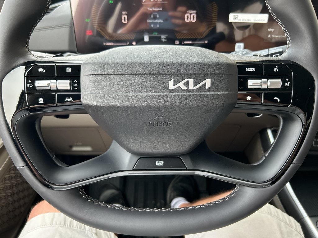 New 2027 Panthera Metal Kia LXS image 27