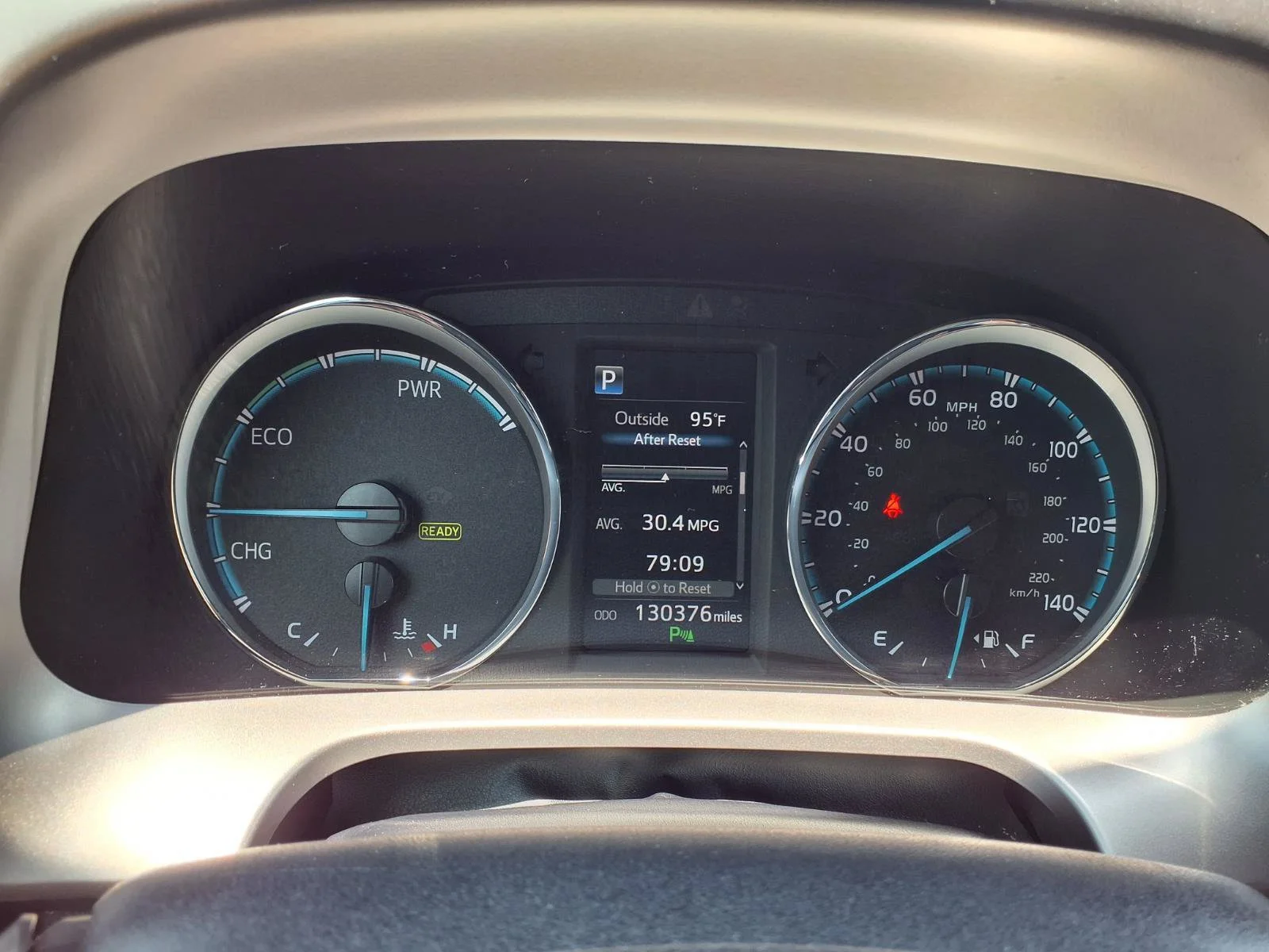 Used 2018 Aqua Toyota Hybrid Limited image 18