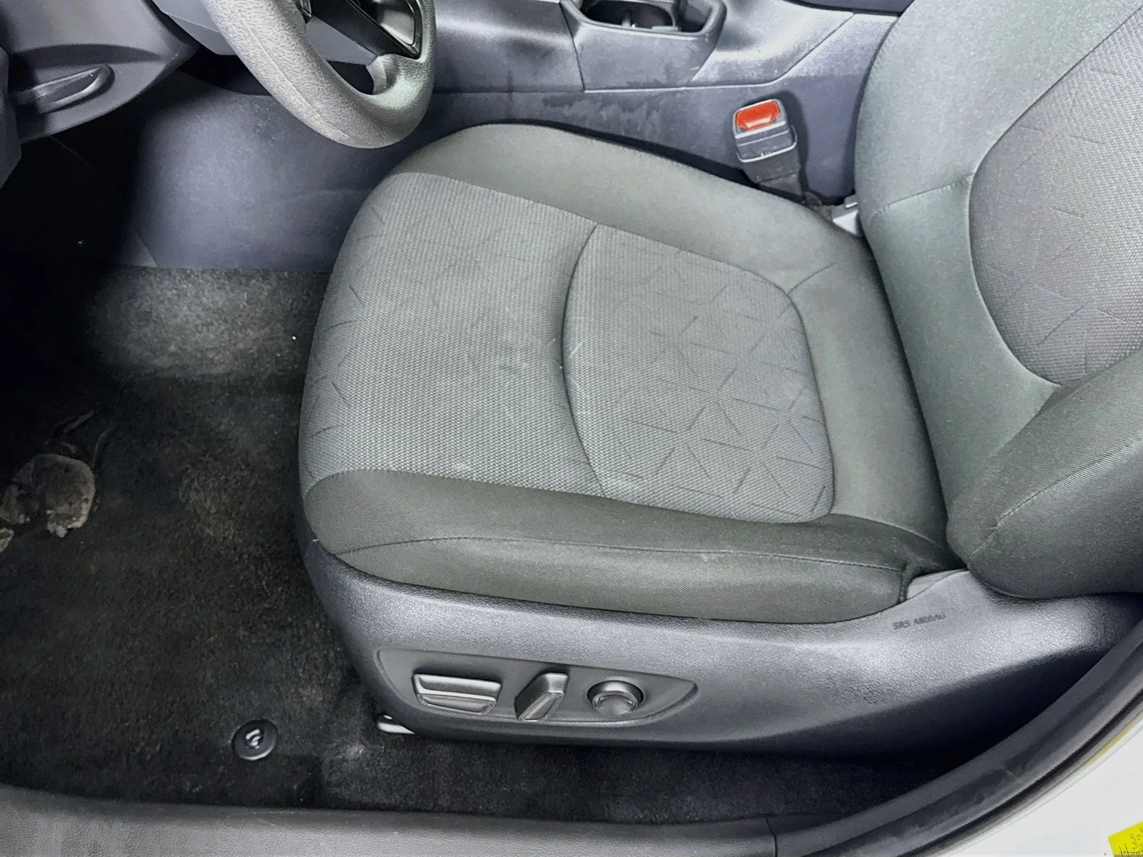 Certified Used 2025 White Toyota XLE image 17
