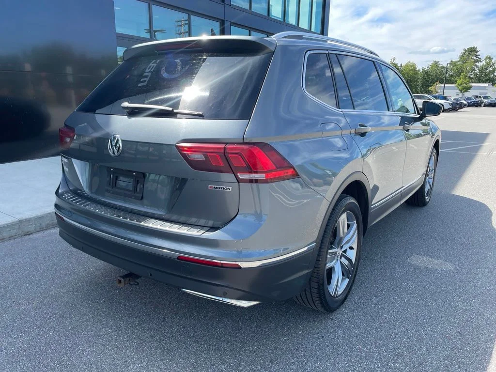 Used 2020 Gray Volkswagen  image 4