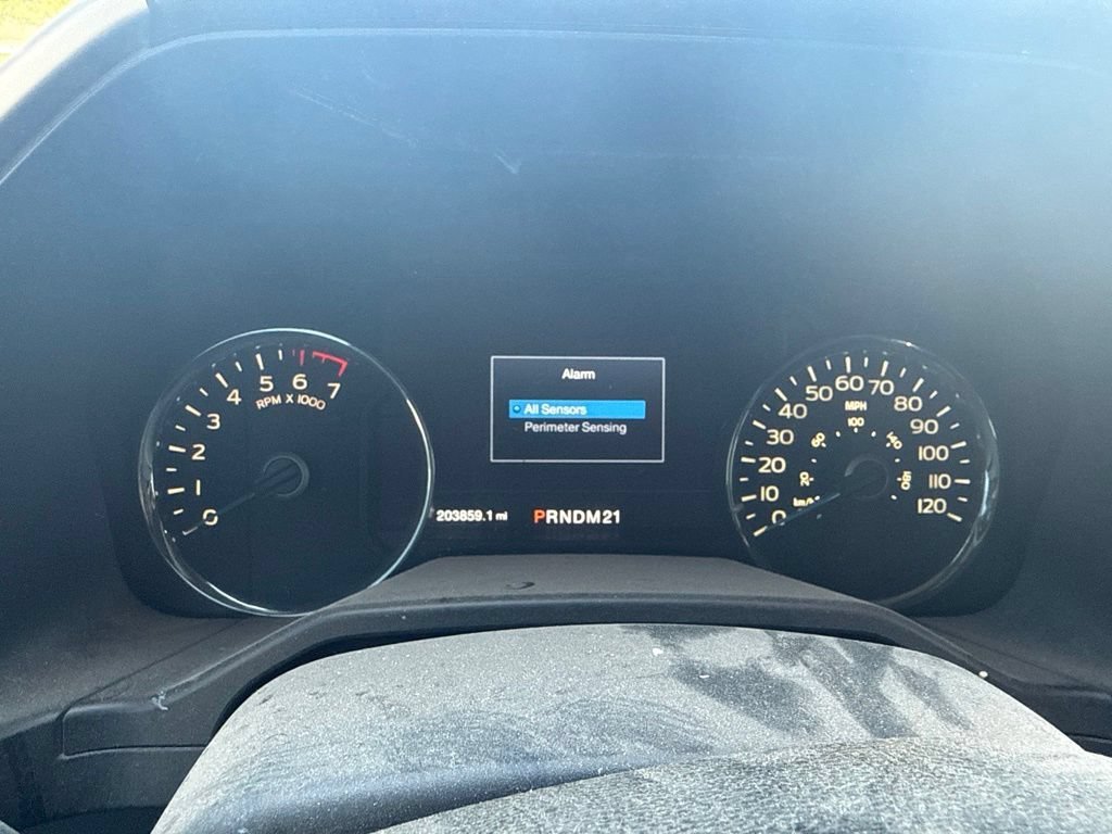Used 2015  Ford  image 29