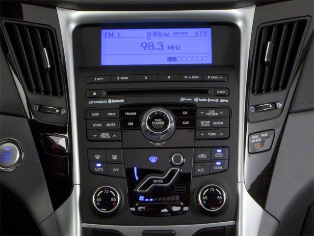 Used 2013 Sparkling Ruby Hyundai GLS PZEV image 12
