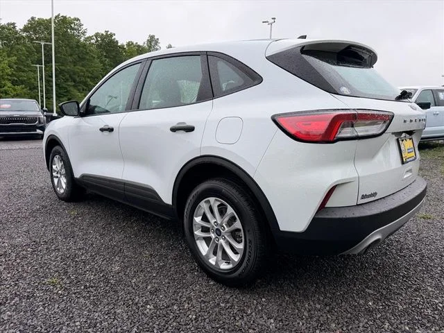 Used 2022 White Ford S image 5