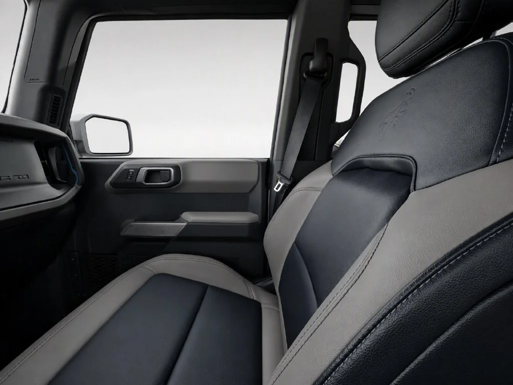 Used 2022 Silver Ford Wildtrak image 15
