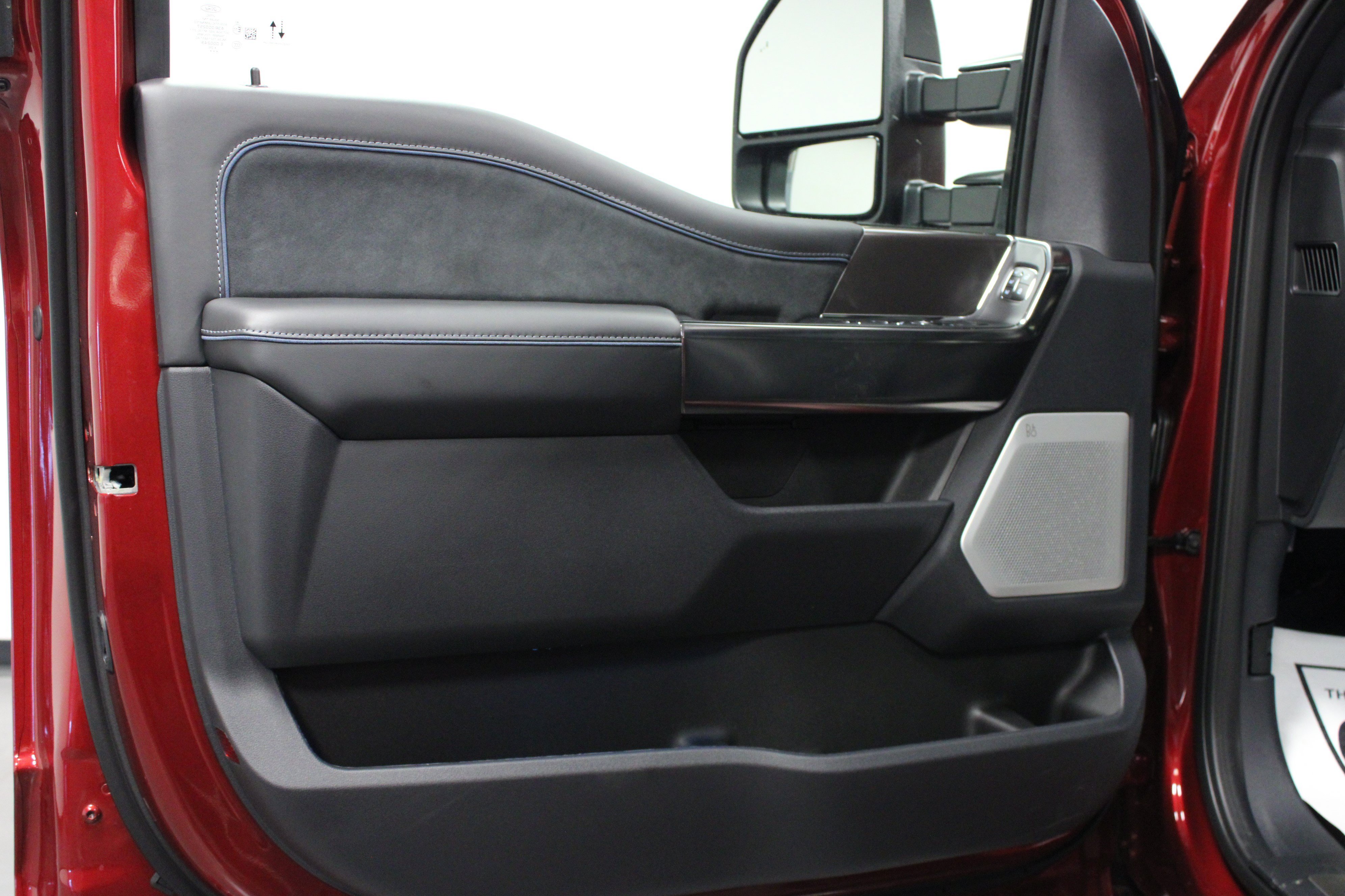 New 2026 Ruby Red Metallic Tinted Clearcoat Ford Platinum image 11