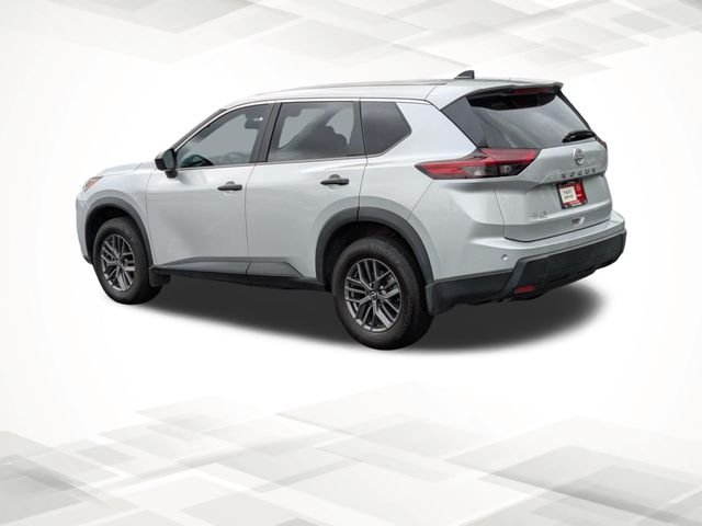 Certified Used 2025 Silver Nissan S image 6