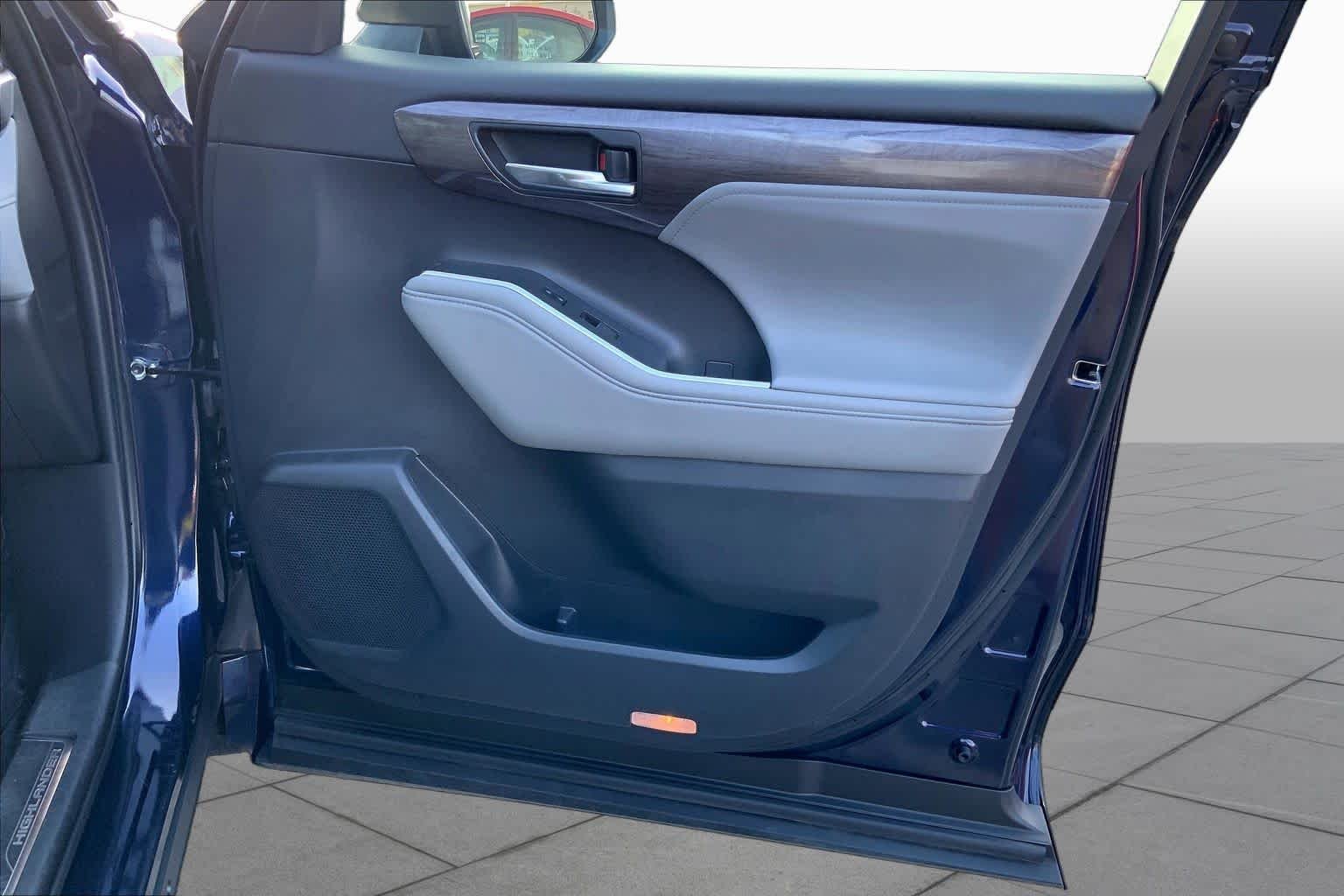 Used 2022 Blueprint Toyota Platinum image 20