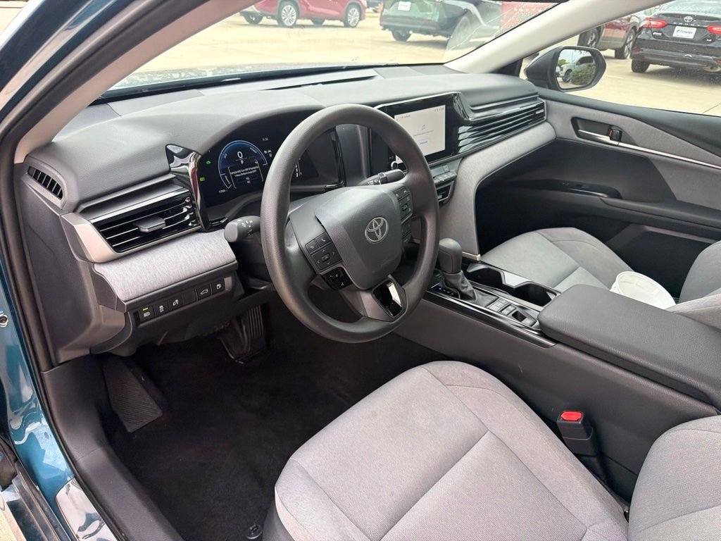 Used 2026  Toyota LE image 3