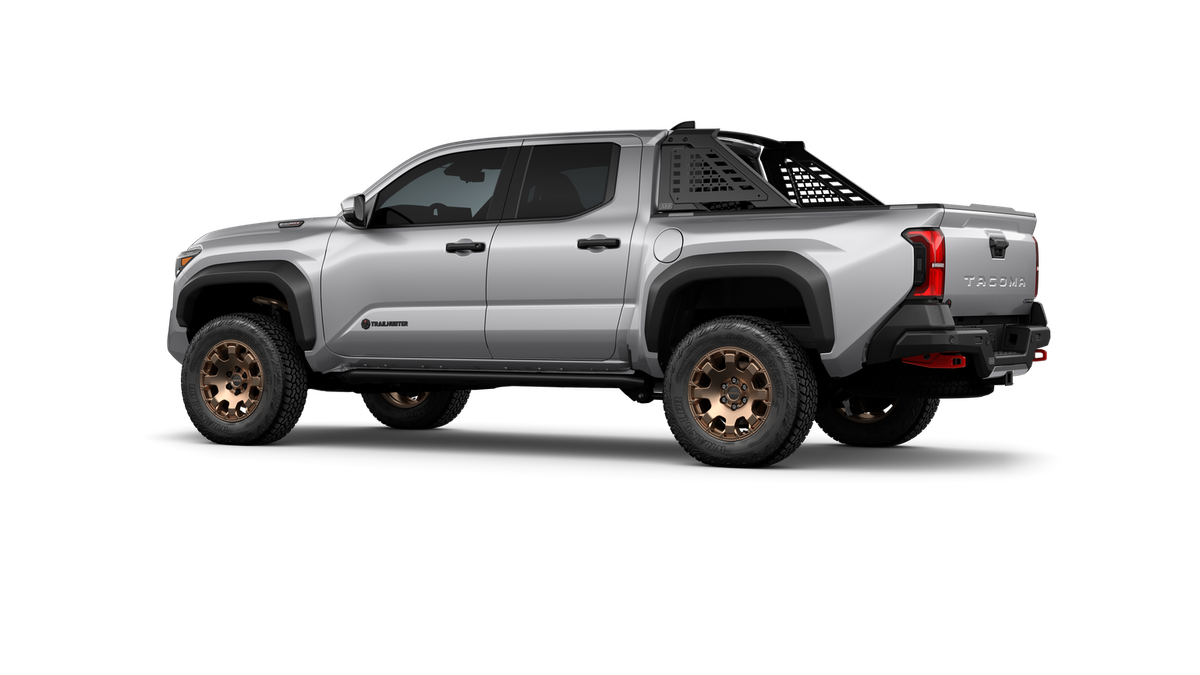 New 2026 Celestial Silver Metallic Toyota Trailhunter image 27