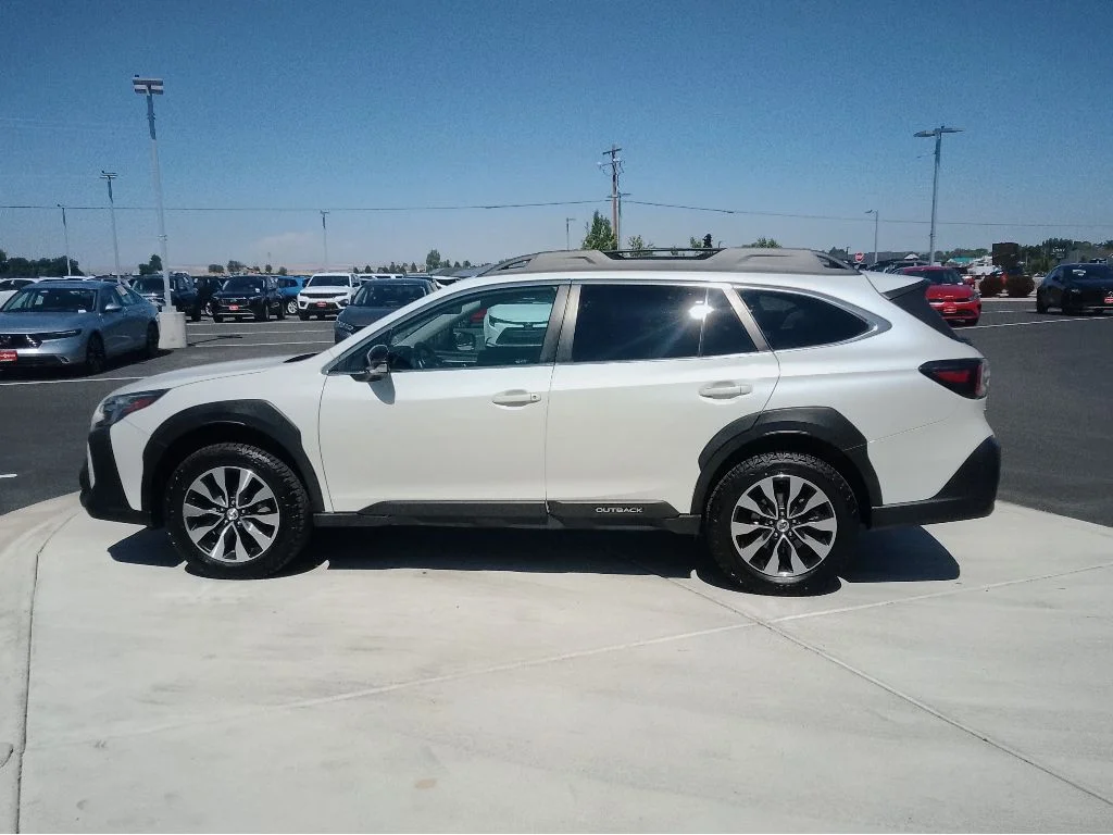 Used 2024 Crystal White Pearl Subaru Limited image 6