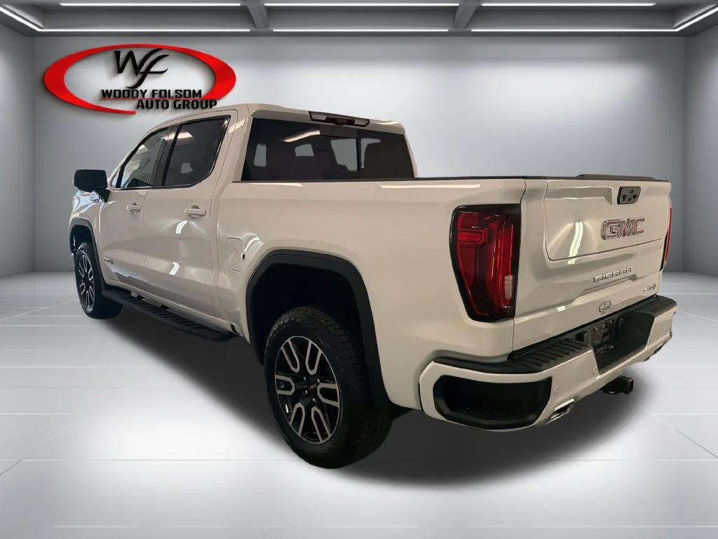 New 2026 Summit White GMC AT4 image 8
