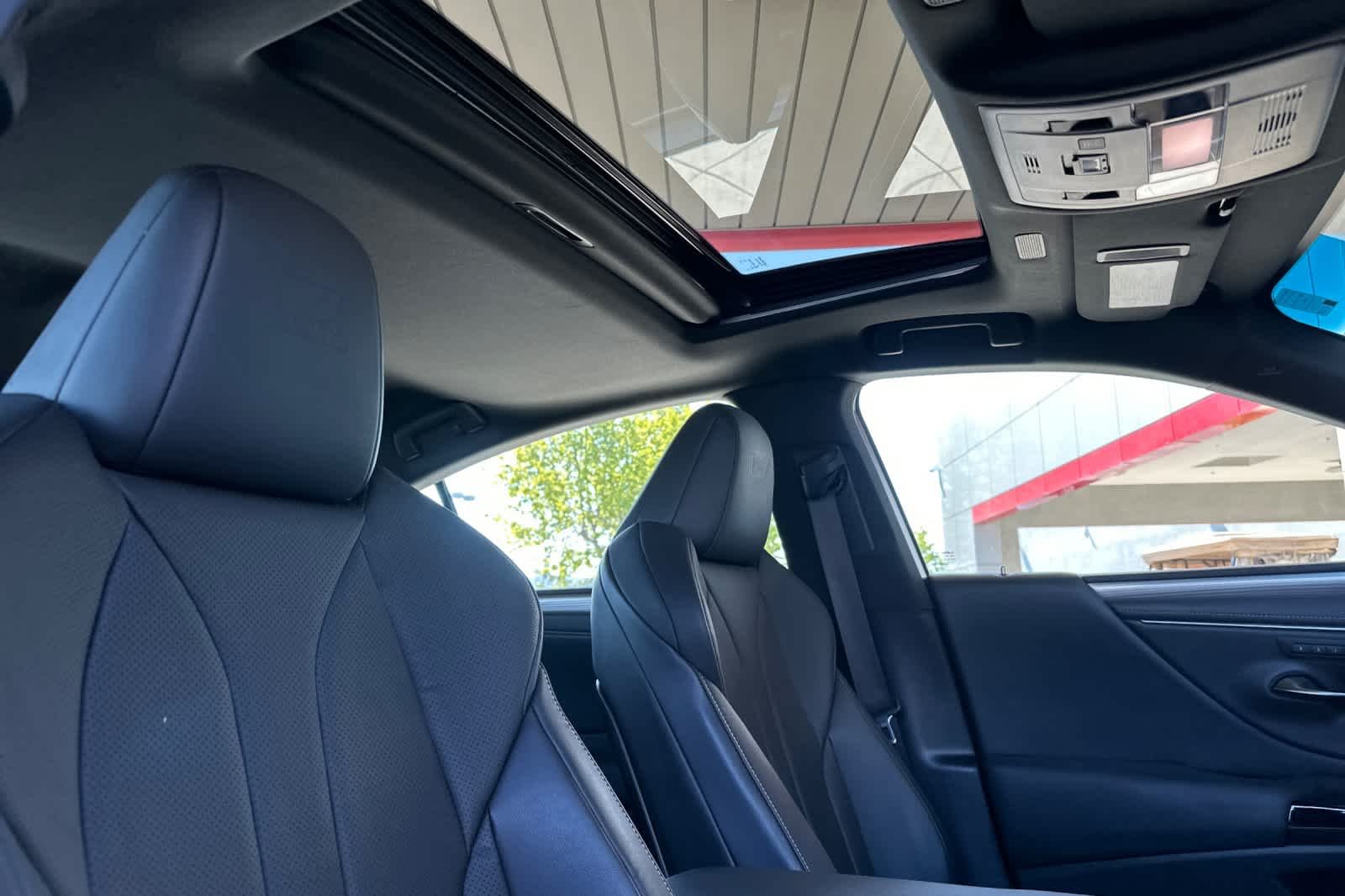 Certified Used 2023 Iridium Lexus F SPORT Handling image 17