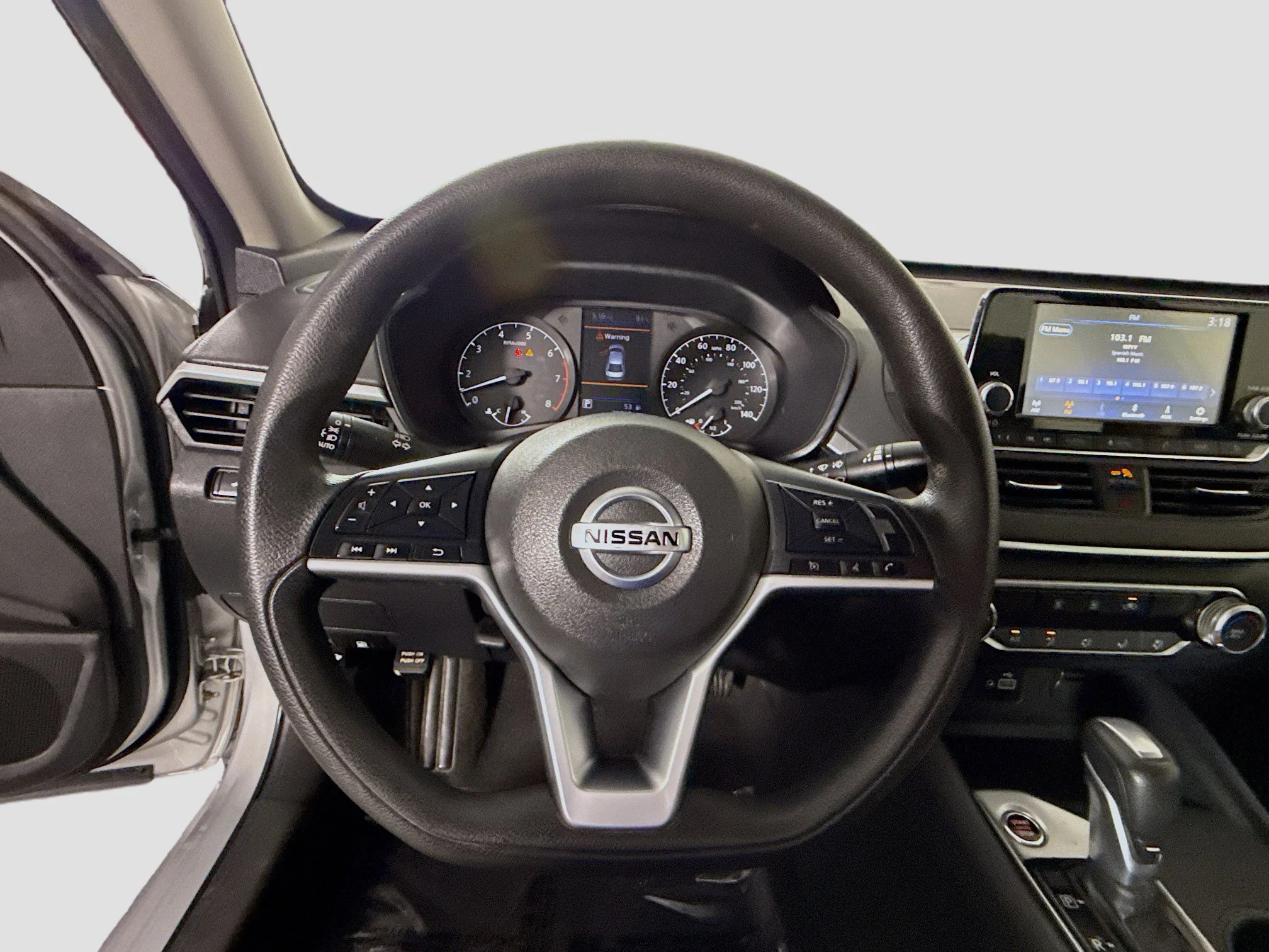 Used 2021 Brilliant Silver Metallic Nissan 2.5 S image 9