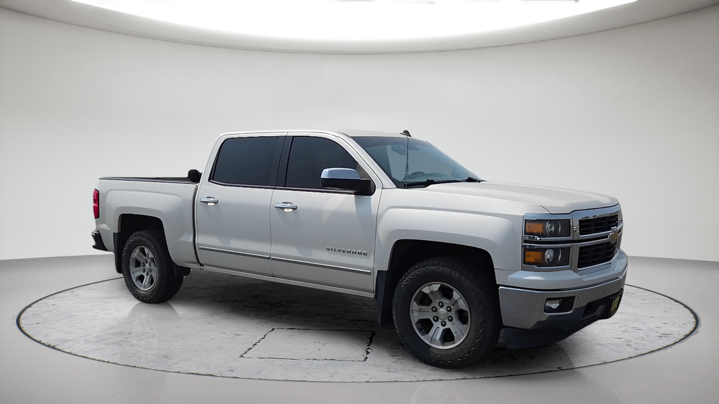 Used 2014 White Chevrolet LTZ image 3