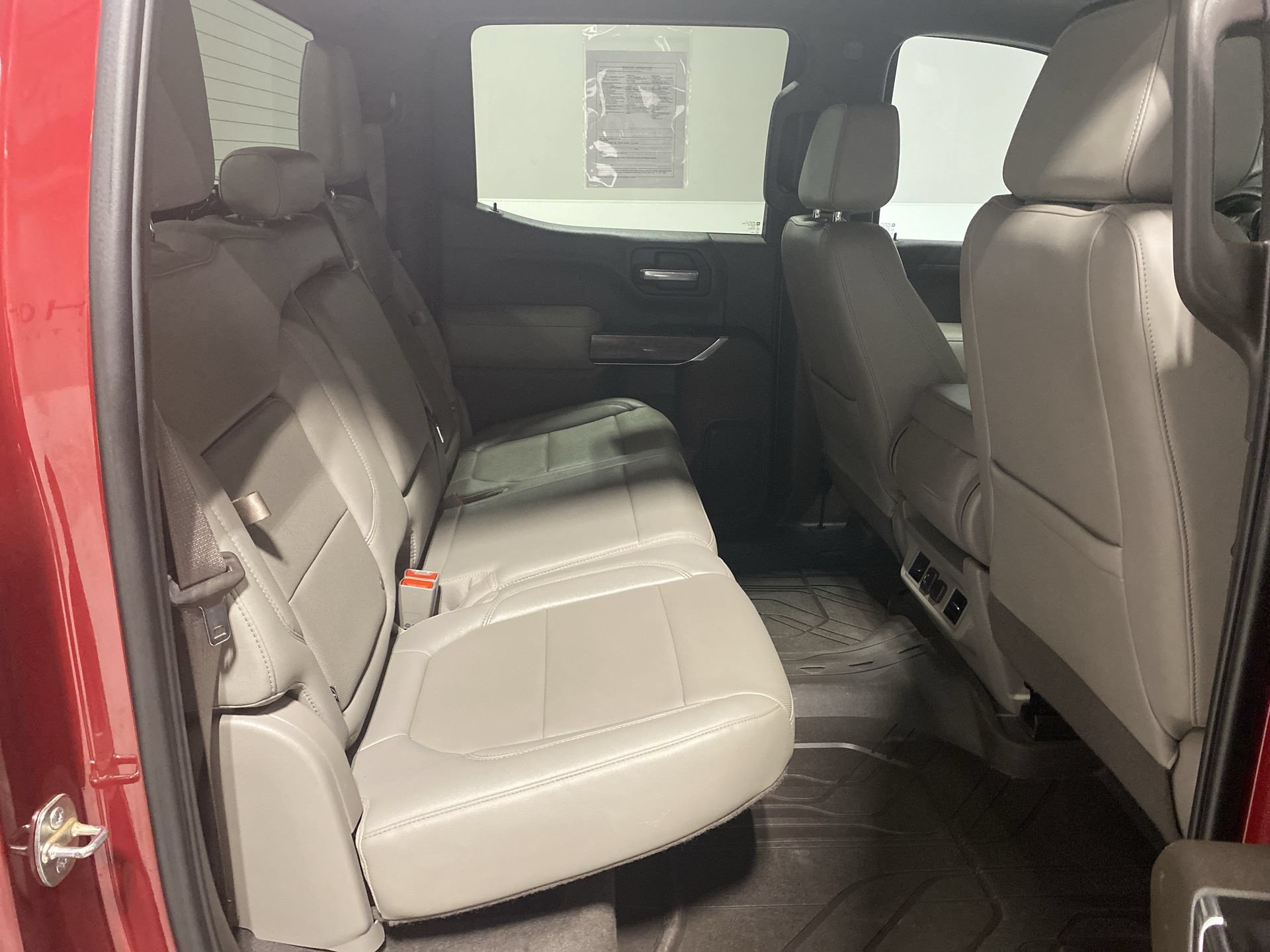 2019 Chevrolet Silverado 1500 LTZ - Photo 24