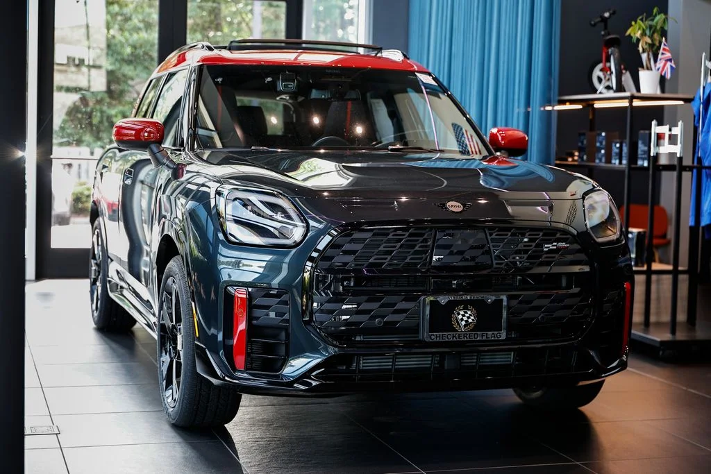 2027 MINI Cooper's photo