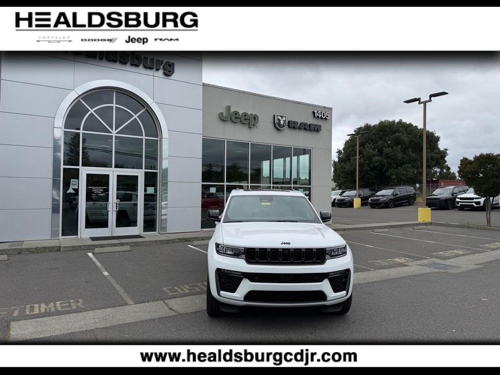 New 2026 Bright White Clear-Coat Exterior Paint Jeep Limited image 8