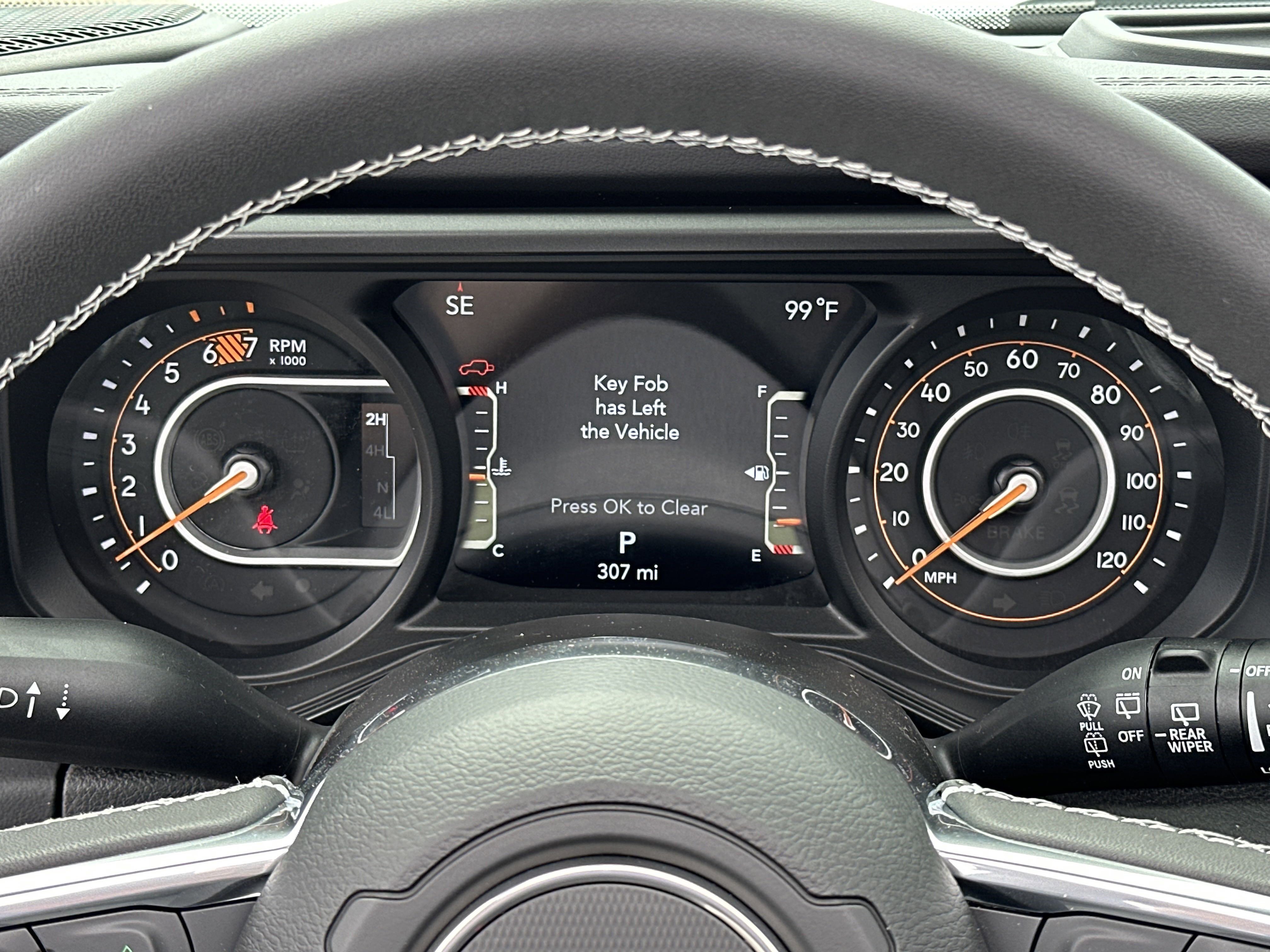 2025 Jeep Wrangler 4-Door Sahara - Photo 27