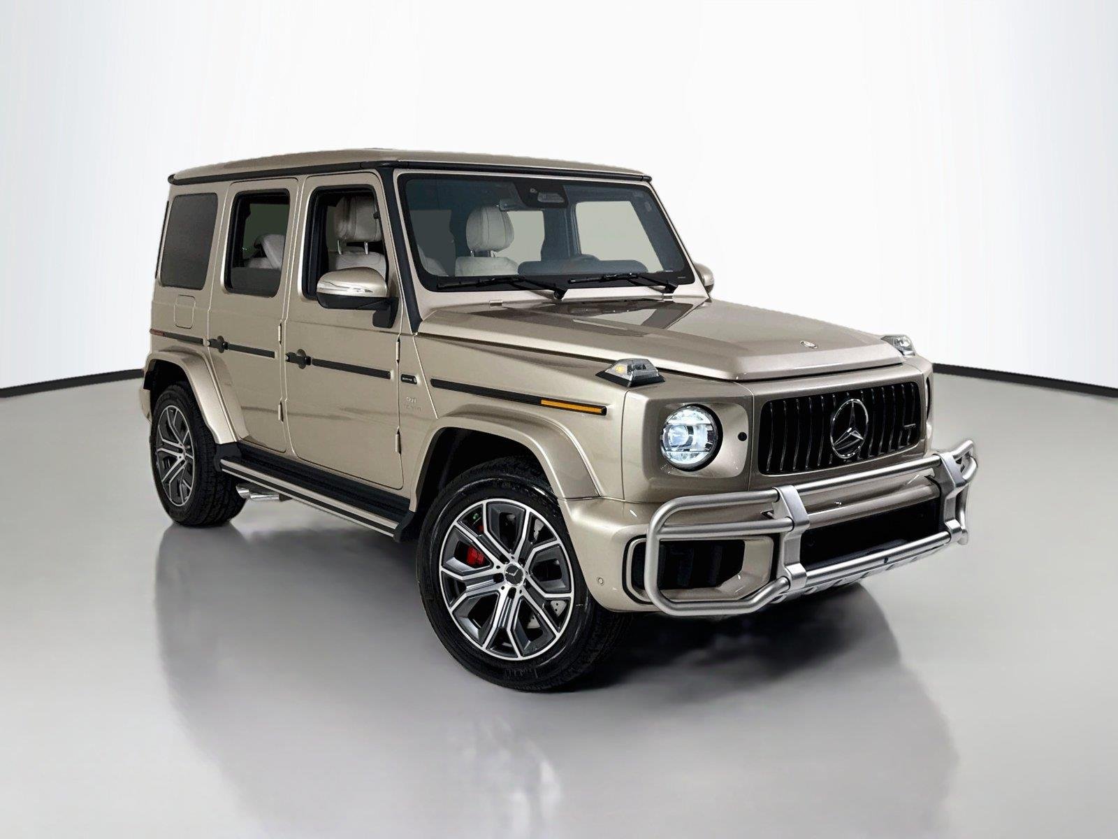 Used 2026 MANUFAKTUR Desert Silver Metallic Mercedes-Benz AMG® G 63 | AMG® Cross Spoke Wheels | Performance Pkg image 41