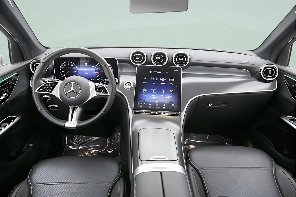 2024 Mercedes-Benz GLC GLC 300 - Photo 32