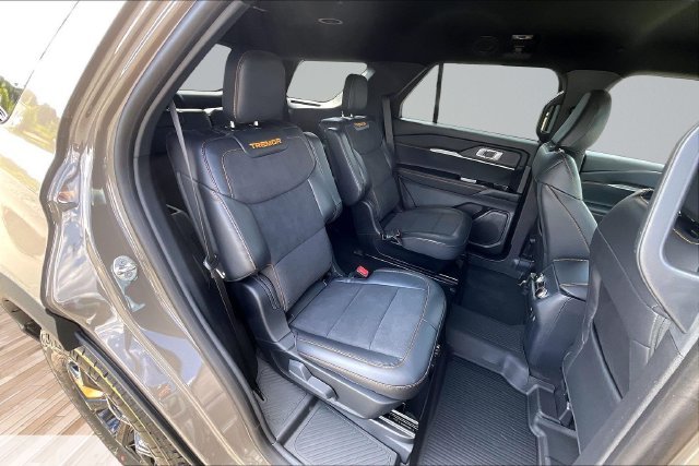 New 2027 Marsh Gray Ford Tremor® image 31