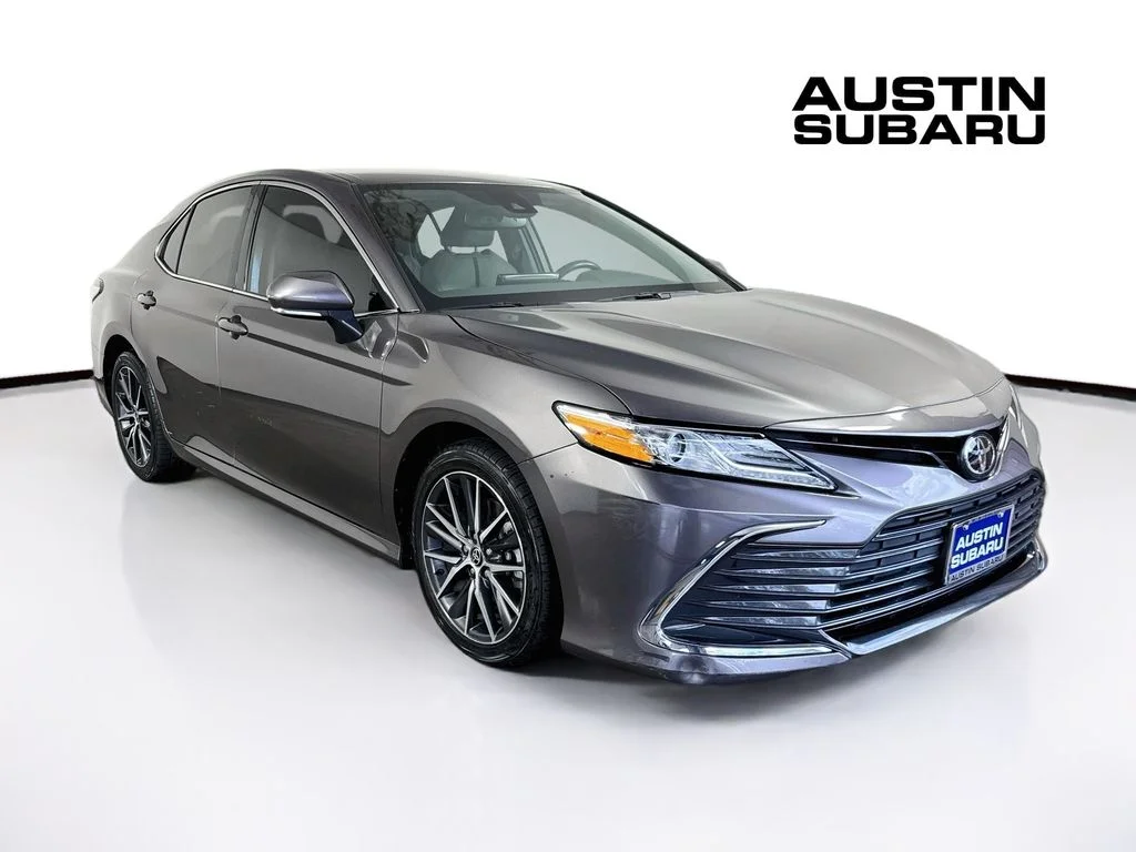 Used 2021 Gray Toyota XLE image 1